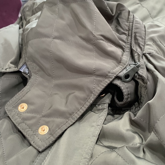 Old Navy quilted jacket - Picture 5 of 9